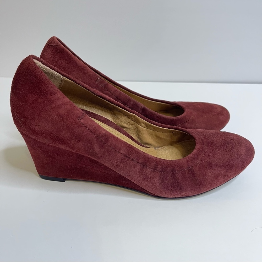 Vionic Lux Camden Women's Burgundy Merlot Suede Wedge Pumps Size 7
